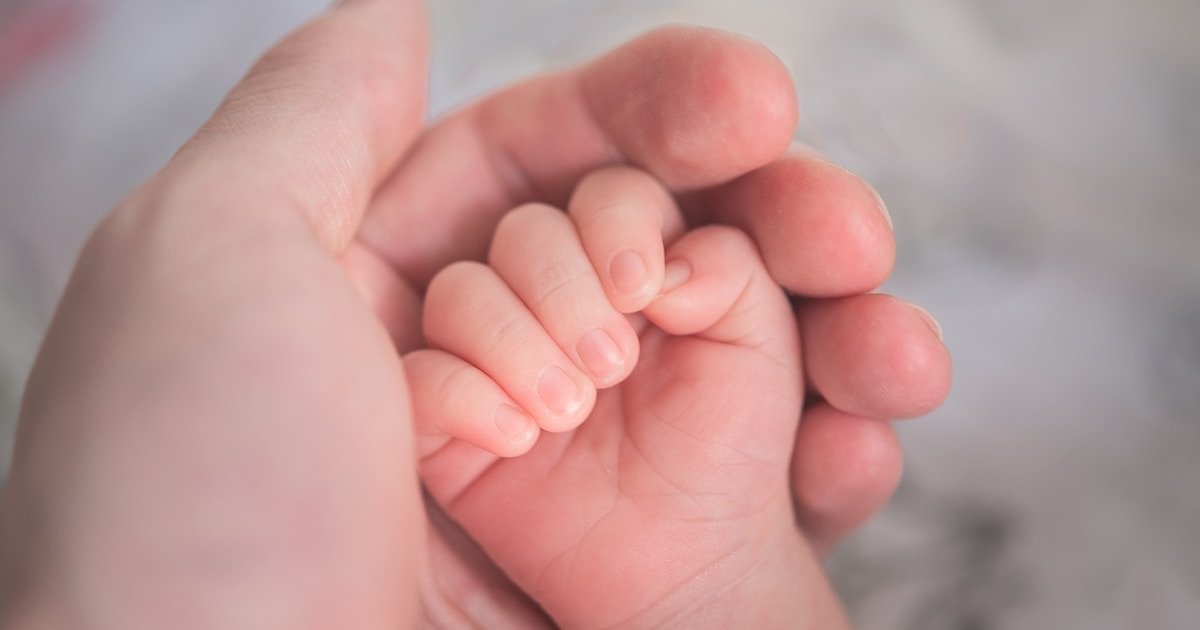 Calendario de lactancia por edad: Guía completa de 0 a 12 meses